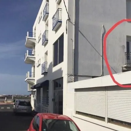 Joli Studio, 4 Personnes Max, 50m Royan